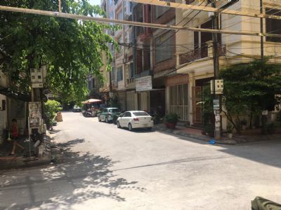 CẦN BÁN GẤP THỬA ĐẤT 70M2 OTO TRÁNH mt;;5m quận cầu giấy